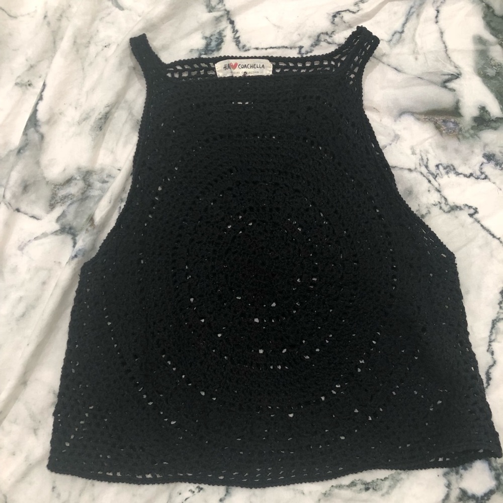 black tank top